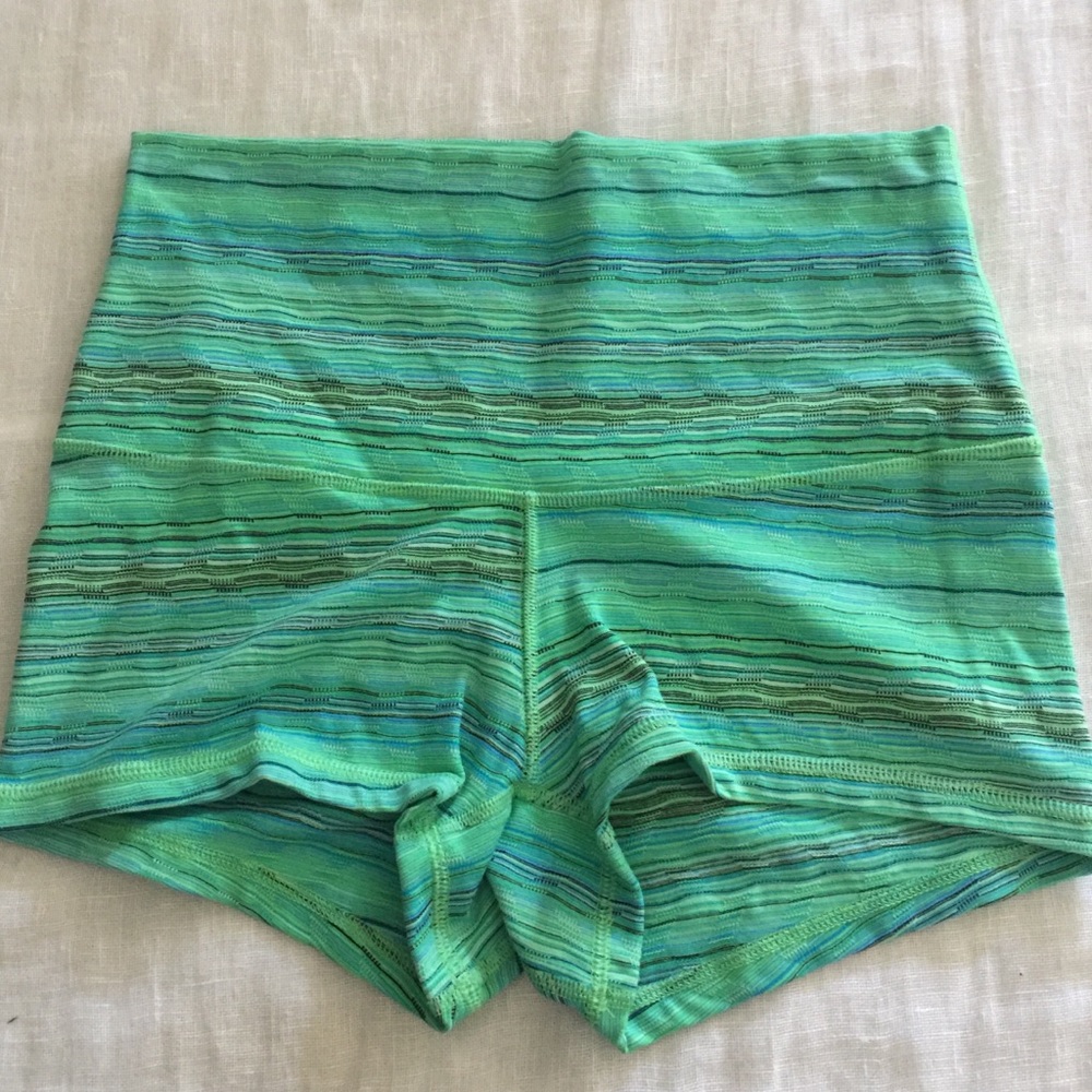 Lululemon high waisted shorts size 8
